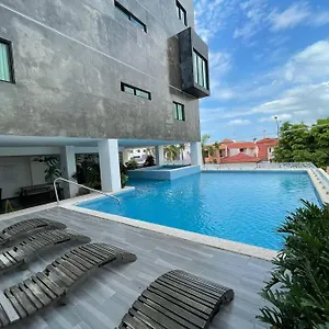 Apartamento Iberika 7008 A Dos Cuadras Del Malecon
